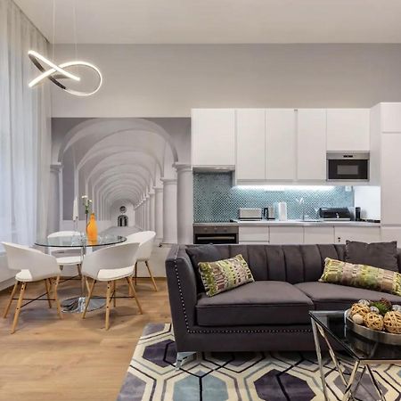 Premium Apartment By Hi5-King Street'S Luxury Budapesta Exterior foto