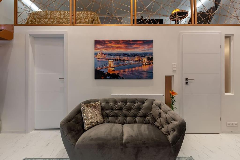 Premium Apartment By Hi5-King Street'S Luxury Budapesta Exterior foto