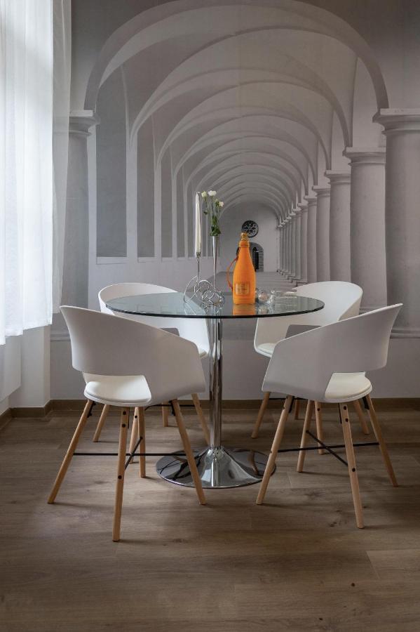 Premium Apartment By Hi5-King Street'S Luxury Budapesta Exterior foto