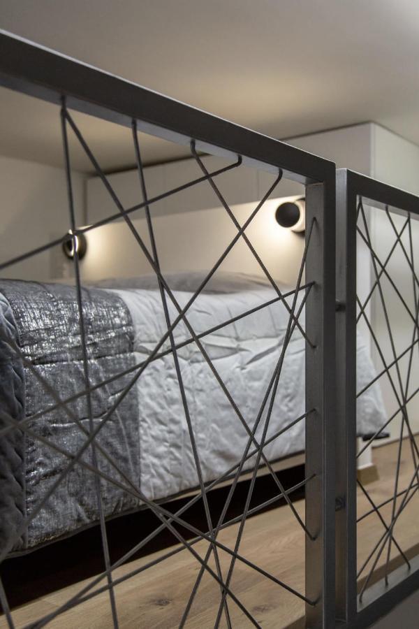 Premium Apartment By Hi5-King Street'S Luxury Budapesta Exterior foto